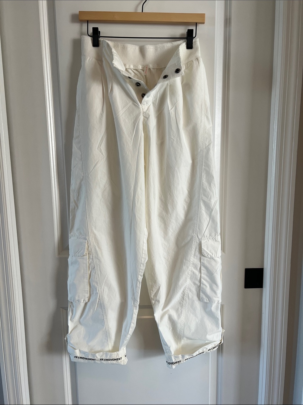 Free People Mesmerize Me White Cargo Pants - Size XS.